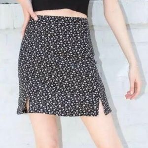 Brandy Melville Black and White Floral Skirt